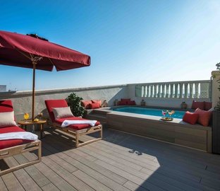PLUNGE POOL Vincci Mae  Barcelona