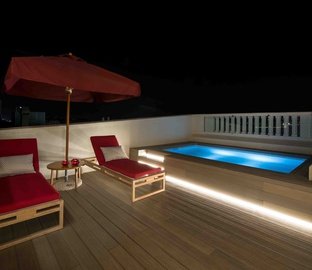 PLUNGE POOL Vincci Mae  Barcelona